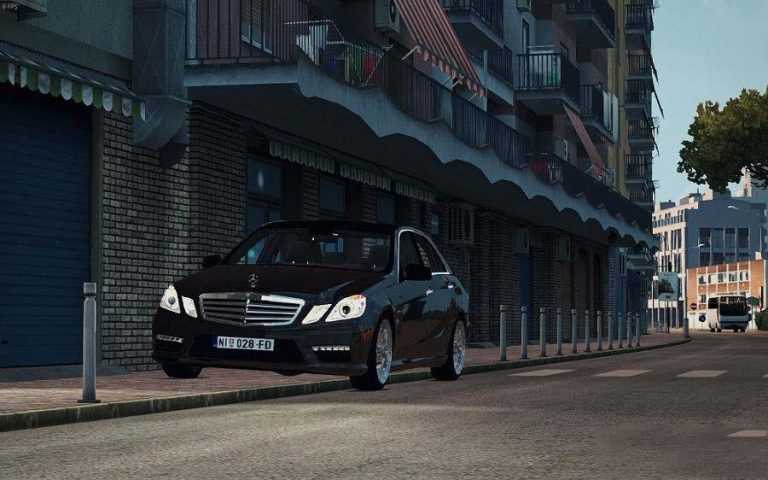 Mercedes Benz E63 AMG 1.32.x