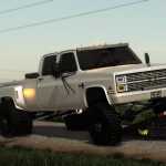 1982-Chevrolet-K30-Crew-Cab-Dually-50.jpg