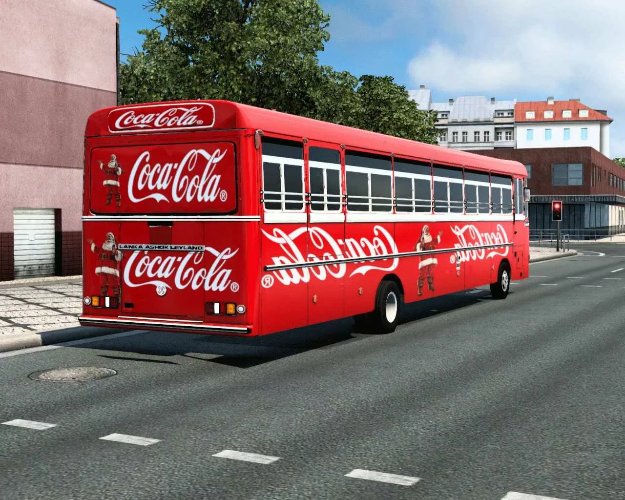 Magic-Santa-Bus-v10-153-for-ETS2.jpg