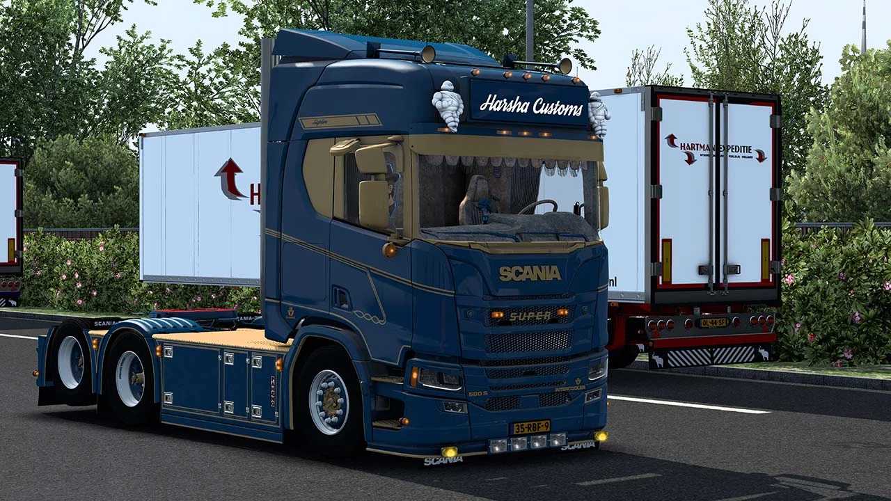 1758278149_Scania-R580s-Harsha-Customs-v50-for-ETS2-156.jpg