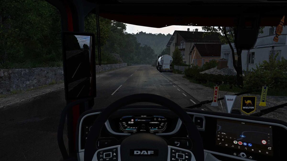 1759818159_Enhanced-Realistic-Weather-System-v17-for-ETS2.jpg